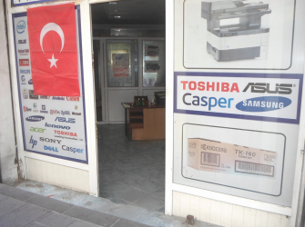 Bahçelievler Camlıkahve Meydan'da 25 m2 Düz Giriş Dükkan 9,000 TL