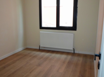 Güngören Güneştepe'de 2,Kat Sıfır Çift Balkonlu 2+1 Köşe Daire 85 m2