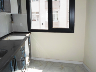 Güngören Güneştepe'de 2,Kat Sıfır Çift Balkonlu 2+1 Köşe Daire 85 m2