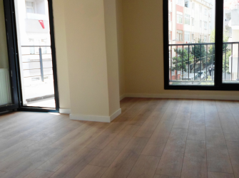 Güngören Güneştepe'de 2,Kat Sıfır Çift Balkonlu 2+1 Köşe Daire 85 m2