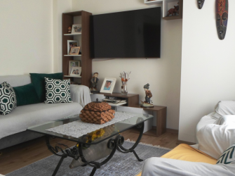 Bahçelievler'de 1,Kat Kredili 15 Yıllık 3+1 Tek Daireli 140 m2 Çift Balkonlu