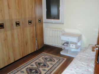 Bahçelievler Camlıkahve 2,Kat Asansörlü 3+1Kredili 140 m2 Balkonlu 