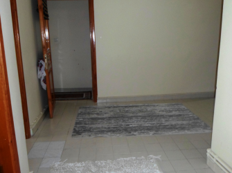 Bahçelievler Camlıkahve 2,Kat Asansörlü 3+1Kredili 140 m2 Balkonlu 