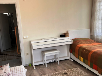 Bahçelievler Soğanlı Meydan 2+1 Asansörlü 8 Yıllık  100 m2 Dubleks