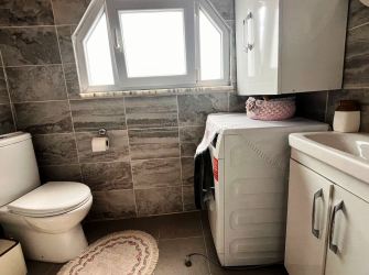 Bahçelievler Soğanlı Meydan 2+1 Asansörlü 8 Yıllık  100 m2 Dubleks