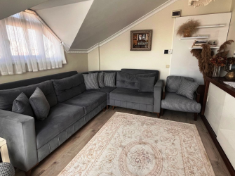 Bahçelievler Soğanlı Meydan 2+1 Asansörlü 8 Yıllık  100 m2 Dubleks