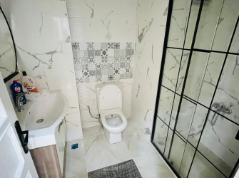 Bagcılar  Yıldıztepe'de 4,Kat Arsa Tapulu 3+1 İçi Yapılı 120 m2 Daire