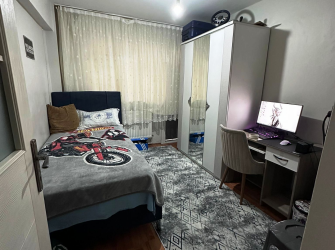 Güngören'de Tramvaya Yakın 2+1 Kredili 90 m2 Bahçe Katı Daire