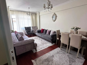 Güngören Camlıkahve'de 4,Kat Kredili 2+1 Balkonlu 85 m2 İçi Yapılı Masrafsız