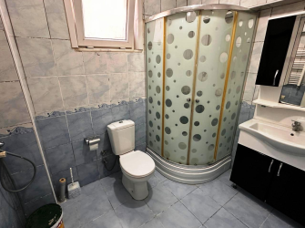 Güngören Güneştepe'de 1+1 Ön Cephe 70 m2 A.Mutfaklı Bahçe Katı