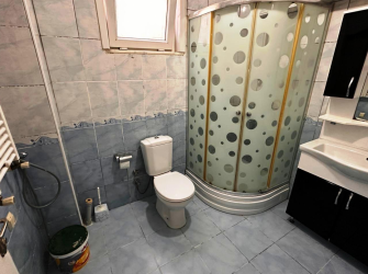 Güngören Güneştepe'de 1+1 Ön Cephe 70 m2 A.Mutfaklı Bahçe Katı