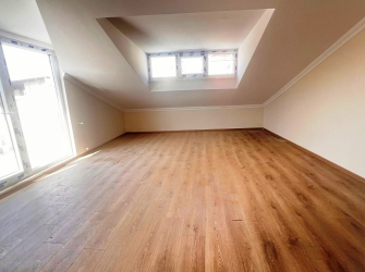 Güngören Güneştepe'de 4+2 Asansörlü 170 m2  Dubleks 3 Banyolu Teraslı