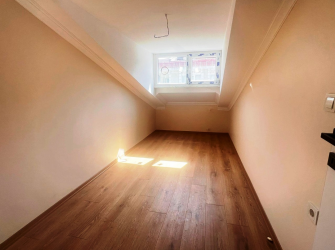 Güngören Güneştepe'de 4+2 Asansörlü 170 m2  Dubleks 3 Banyolu Teraslı
