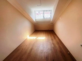 Güngören Güneştepe'de 4+2 Asansörlü 170 m2  Dubleks 3 Banyolu Teraslı