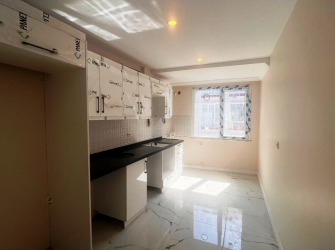 Güngören Güneştepe'de 4+2 Asansörlü 170 m2  Dubleks 3 Banyolu Teraslı