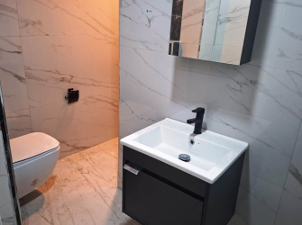 Güngören'de Tramvayın Dibi 1+1 Bahçe Katı 2 Yıllık  70 m2 İskanlı