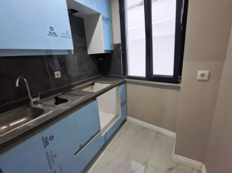 Güngören'de Tramvayın Dibi 1+1 Bahçe Katı 2 Yıllık  70 m2 İskanlı