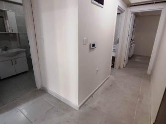 Bahçelievler Camlıkahve'de 4,Kat Asansörlü 2+1Kat Mülkiyetli 75 m2 