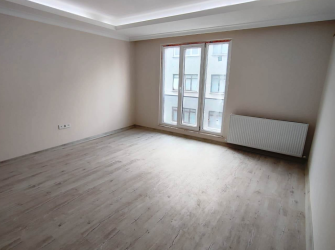 Bahçelievler Camlıkahve'de 4,Kat Asansörlü 2+1Kat Mülkiyetli 75 m2 