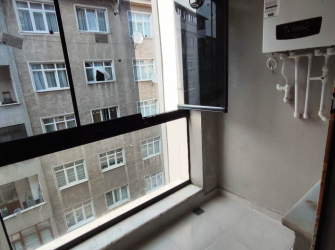 Bahçelievler Camlıkahve'de 4,Kat Asansörlü 2+1Kat Mülkiyetli 75 m2 