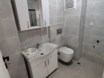 Bahçelievler Camlıkahve'de 4,Kat Asansörlü 2+1Kat Mülkiyetli 75 m2 