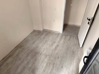 Bahçelievler Camlıkahve'de 4,Kat Asansörlü 2+1Kat Mülkiyetli 75 m2 