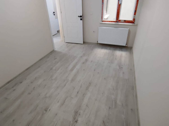 Bahçelievler Camlıkahve'de 4,Kat Asansörlü 2+1Kat Mülkiyetli 75 m2 