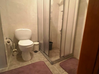 Bahçelievler Camlıkahve 2,Kat Asansörlü 3+1Kredili 140 m2 Balkonlu 