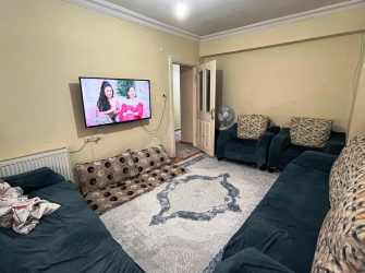 Bağcılar Yenigün'de 2+1 Kat Mükiyetli 90 m2 Balkonlu Yüksek Giriş