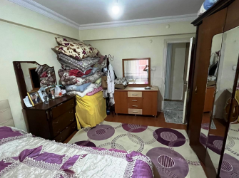 Bağcılar Yenigün'de 2+1 Kat Mükiyetli 90 m2 Balkonlu Yüksek Giriş