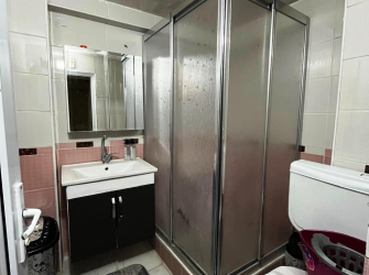 Bağcılar Yenigün'de 2+1 Kat Mükiyetli 90 m2 Balkonlu Yüksek Giriş