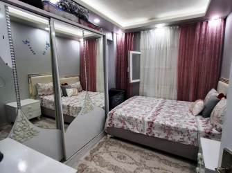 Güngören'de Tramvaya Yakın 2+1İçi Yapılı 100 m2 Balkonlu Yüksek Giriş