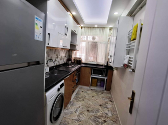 Güngören'de Tramvaya Yakın 2+1İçi Yapılı 100 m2 Balkonlu Yüksek Giriş