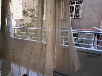 Güngören'de Tramvaya Yakın 2+1İçi Yapılı 100 m2 Balkonlu Yüksek Giriş