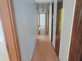 Bahçelievler Camlıkahve'de 2,Kat Balkonlu 3+1 Köşe 120 m2 Daire