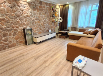 Bahçelievler'de Migrosa Yakın 3,Kat İskanlı 2+1 İçi Yapılı 85 m2 Masrafsız
