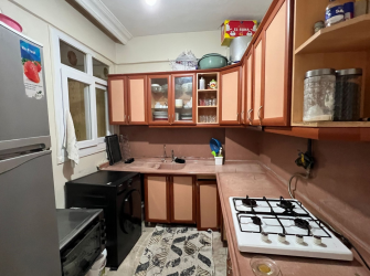 Güngören İnönü Cd'sinde 3,Kat Tramvaya Yakın 2+1 Balkonlu 90 m2 
