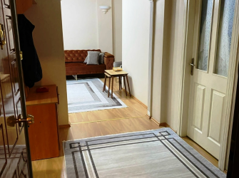 Güngören İnönü Cd'sinde 5,Kat Kredili 2+1 Köşe  90 m2 Balkonlu