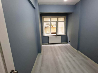 Güngören'de Tramvaya Yakın 2+1 Arsa Tapulu 70 m2 Balkonlu Bahçe Katı