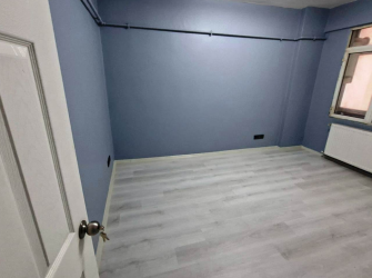 Güngören'de Tramvaya Yakın 2+1 Arsa Tapulu 70 m2 Balkonlu Bahçe Katı
