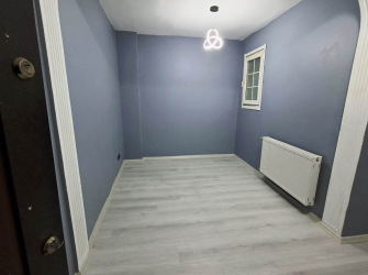 Güngören'de Tramvaya Yakın 2+1 Arsa Tapulu 70 m2 Balkonlu Bahçe Katı