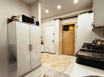 Güngören Camlıkahve'de 60 m2 A.Mutfaklı 5 Yıllık Bina 2+1 Bahçe Katı