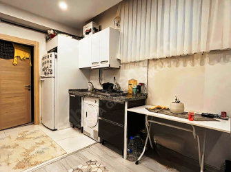 Güngören Camlıkahve'de 60 m2 A.Mutfaklı 5 Yıllık Bina 2+1 Bahçe Katı