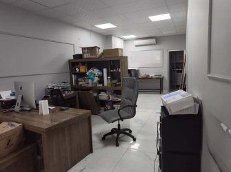 Güngören Haznedar'da KAROT ALINMIŞ 50 m2 İskanlı Giriş Dükkan