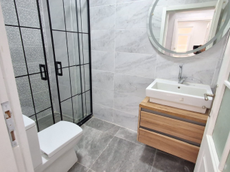 Güngören Sanayi'de 3+1 Kat Mülkiyetli 110 m2 İçi Yapılı Tek Daireli Dubleks