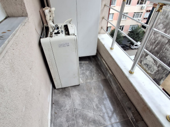 Güngören Sanayi'de 3+1 Kat Mülkiyetli 110 m2 İçi Yapılı Tek Daireli Dubleks