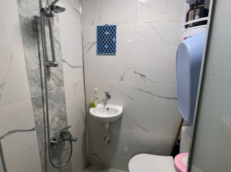 Güngören Güneştepe'de 4,Kat E.Banyolu 2+1İçi Yapılı 90 m2 Balkonlu 