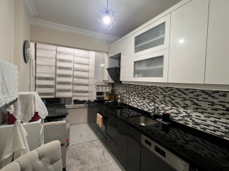 Güngören Güneştepe'de 4,Kat E.Banyolu 2+1İçi Yapılı 90 m2 Balkonlu 