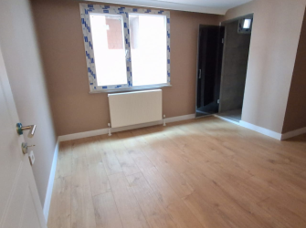 Bahçelievler Camlıkahve'de 3+1 Sıfır Asansörlü 130 m2 E.Banyolu Dubleks 