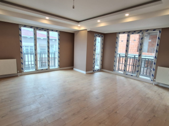 Bahçelievler Camlıkahve'de 3+1 Sıfır Asansörlü 130 m2 E.Banyolu Dubleks 